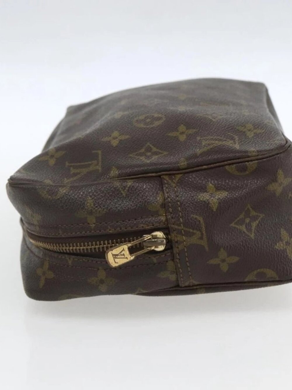 LOUIS VUITTON Monogram Trousse Toilette 28 Clutch Bag M47522 LV Auth - Picture 4 of 16